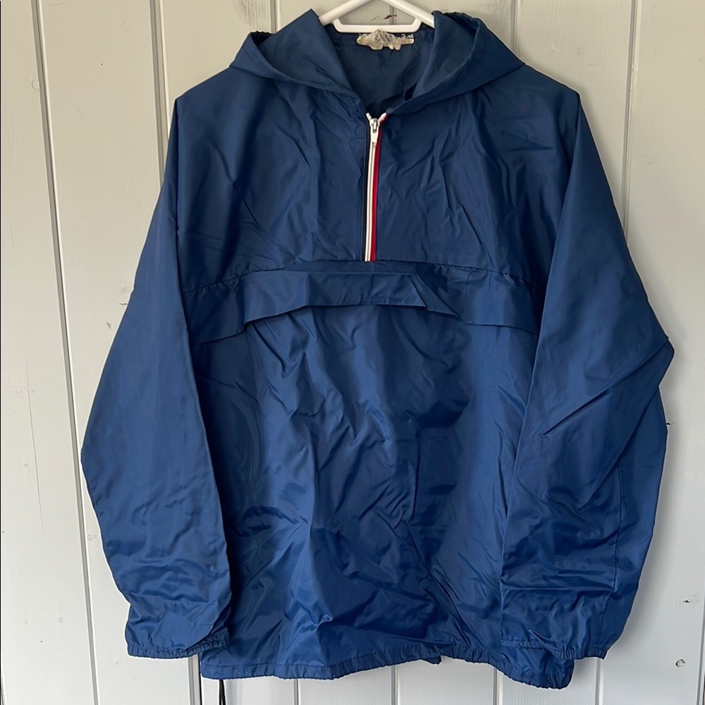 Vintage Van Heusen Blue Windbreaker Folds To Pouch Size Large 100% Nylon